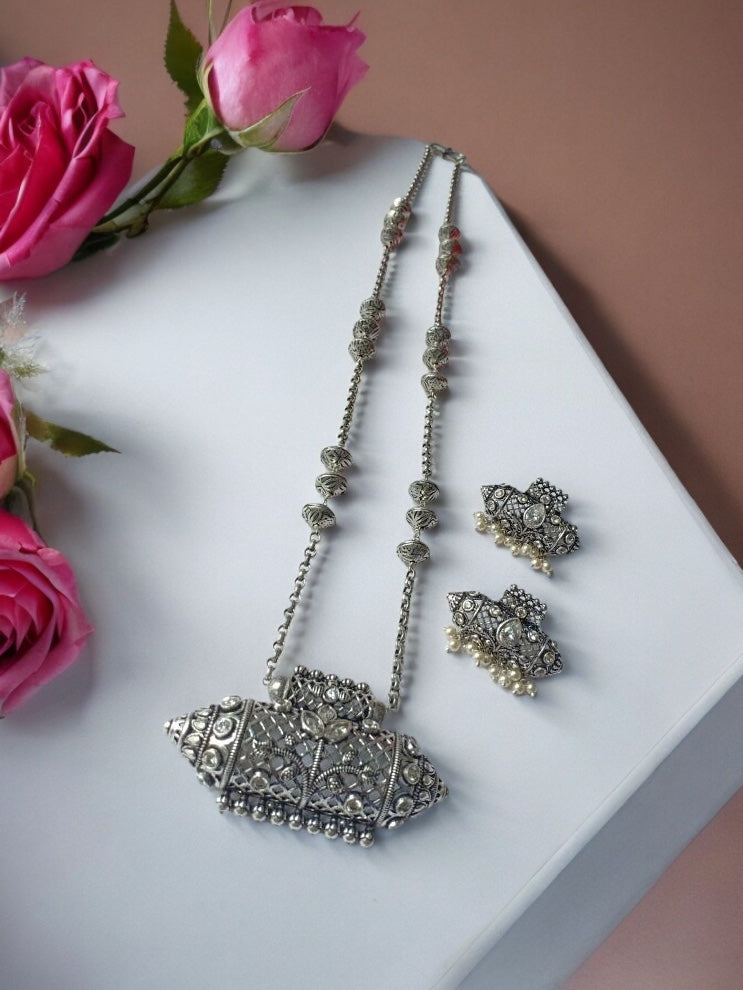 Avira Silverlook alike zircon long chain necklace set