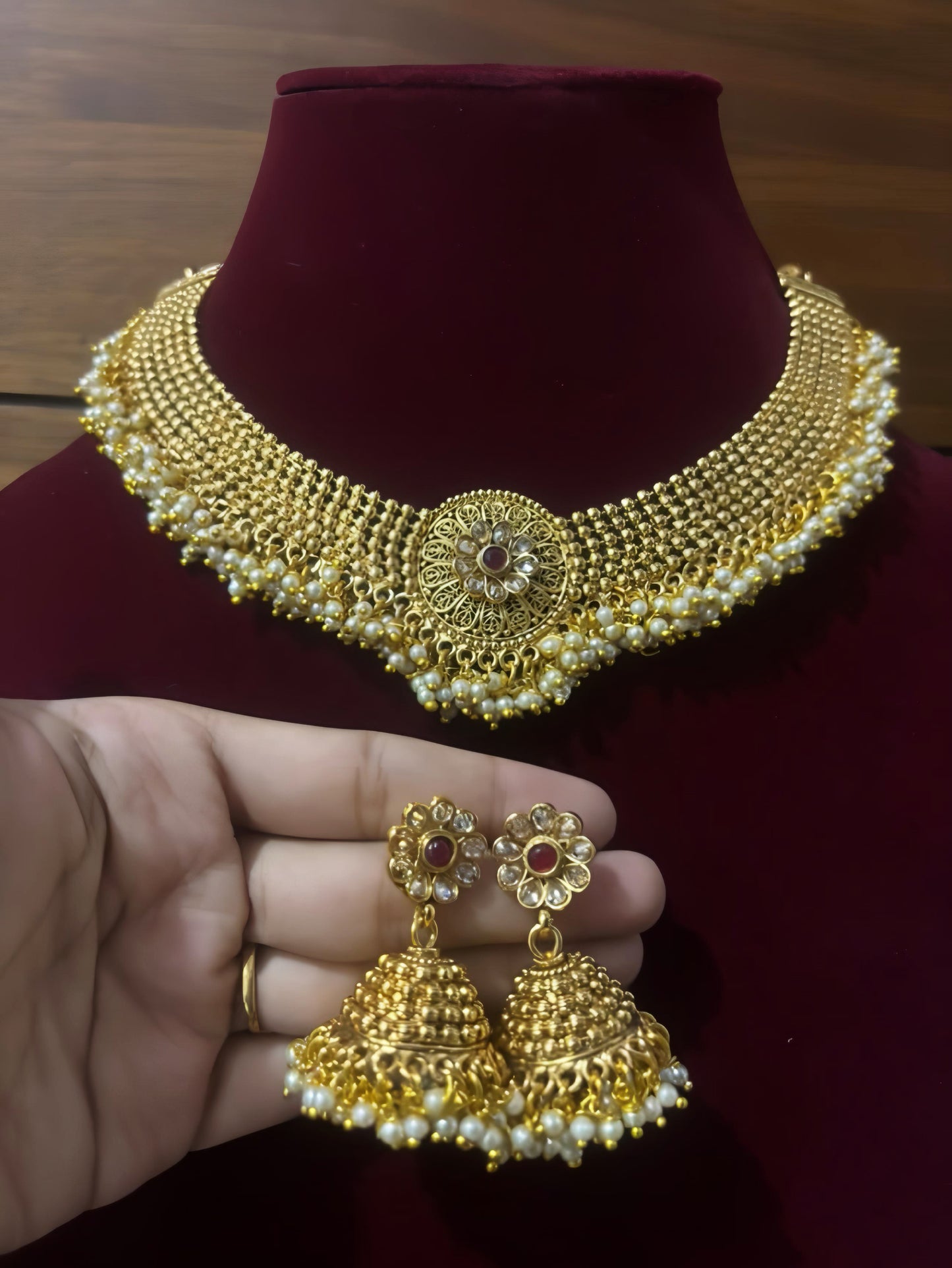 Premium Golden Cluster pearl Necklace set