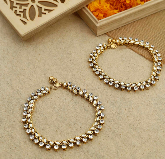 Premium Crystal Golden Kundan Ghunghroo Anklet - Fashion Jewels