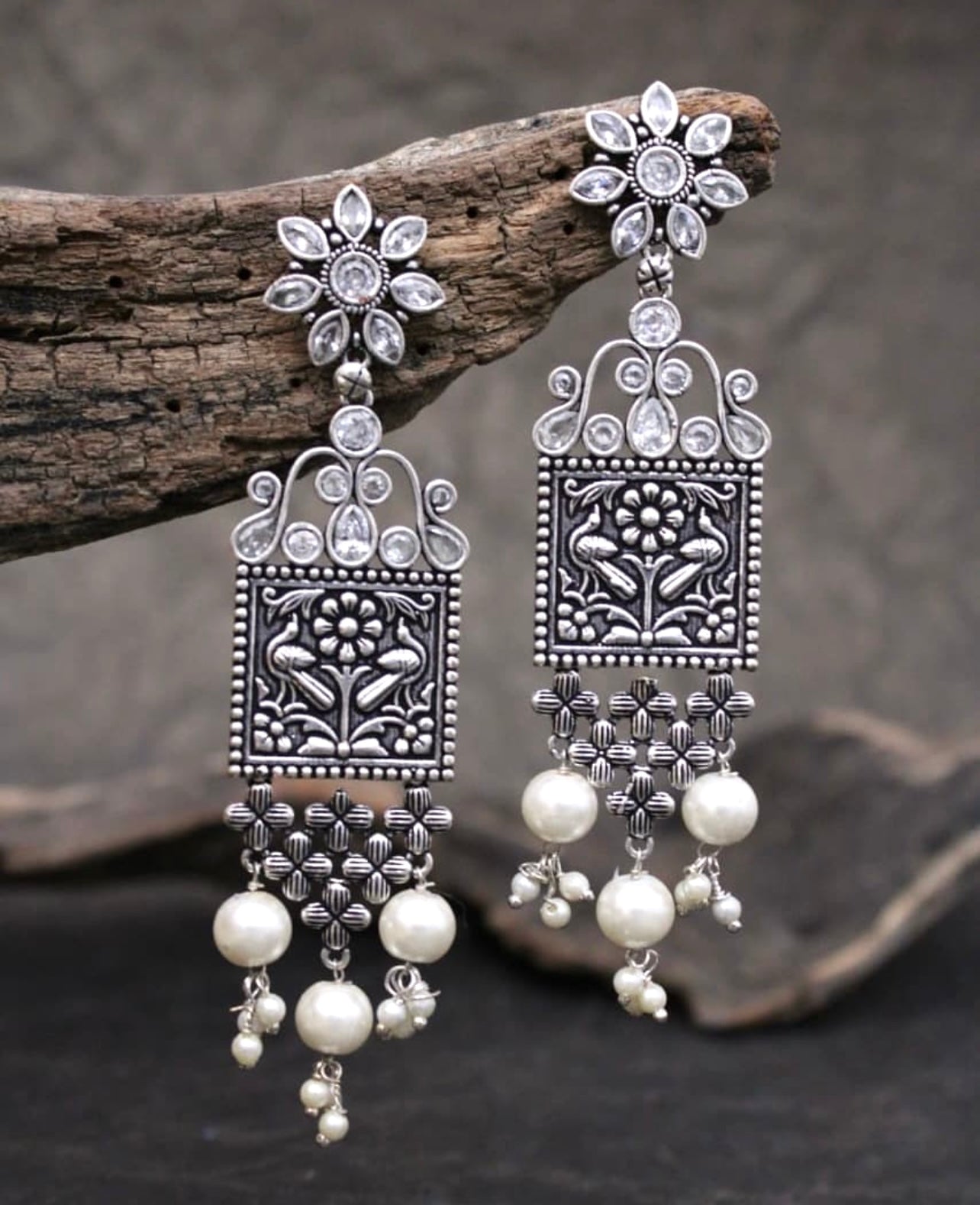 Ruhi Silver Zircon Pearl Earring - Fashion Jewels