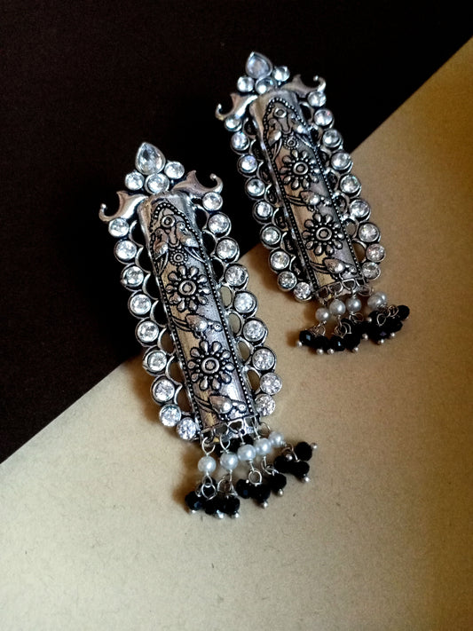 Silverlook alike Zircon Pearl Rectangular Earring - Fashion Jewels