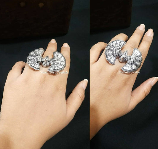 Silver statement peacock Finger Ring - Fashion Jewels